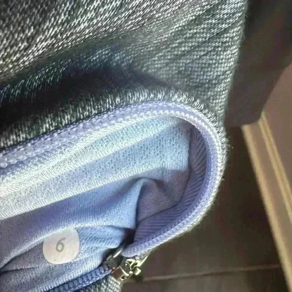 Lululemon Size 6 Jacket Daily Yoga  Denim Polar Haze Black Style W4A54S Pockets - Picture 4 of 7